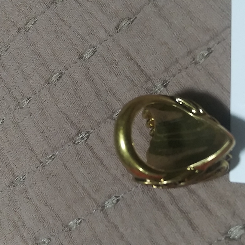 New Kurt Geiger ring - Picture 4 of 14